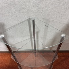 ラック　ガラスラックの画像