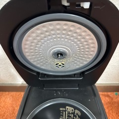 炊飯器　アイリスオーヤマの画像