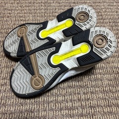 adidasアディダススニーカー26.5cmの画像
