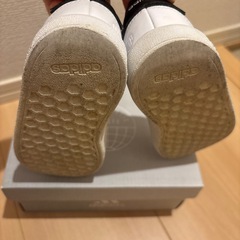 adidas ベビーシューズ　13cmの画像