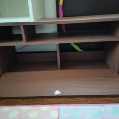 テレビボードの画像