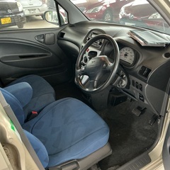 ダイハツMAXの画像