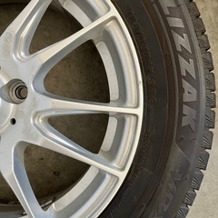 ブリザック　VRX3  185/65R15 22年製　アクアなどの画像