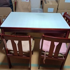 テーブルセットの画像