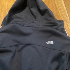ザノースフェイスジャケットフード付き取り外し可の画像
