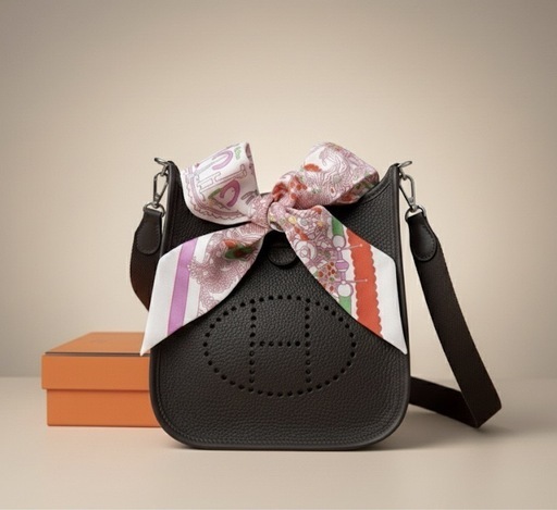 最新刻印 HERMES エルメス エヴリン TPM エベンヌ