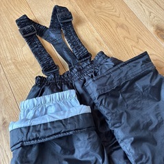 110cm☆スキーウェアの画像