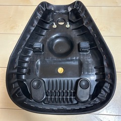 クロスカブ　純正シートの画像