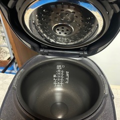 TIGER IH炊飯器 黒　JPW-BK10 21年動作品の画像
