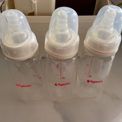 コンビ除菌じょーず+ピジョン哺乳瓶3本の画像