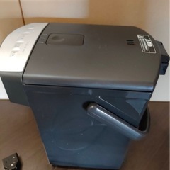 M218 アイリスオーヤマ 電気ポット 3リットル 小型 マイコン式 ブラック IAHD-230AZの画像