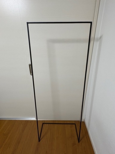 Kanademono カナデモノ ミニマルアート アイアンハンガーラック 2026年最新】kanademono ハンガーラックの人気アイテム - メルカリ