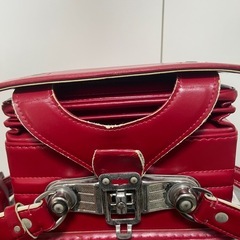 古いランドセルの画像