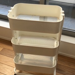 IKEA イケア  ワゴン 3段 キッチンワゴンの画像