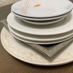 食器の画像