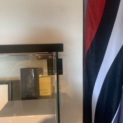 ガラス棚の画像