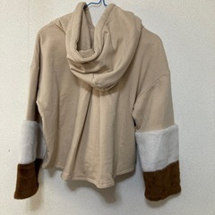 AZUL  パーカーの画像