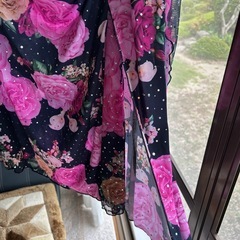 社交ダンス　スカート　バラ柄　新品の画像