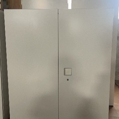 3人用ロッカー書類ストッカーの画像