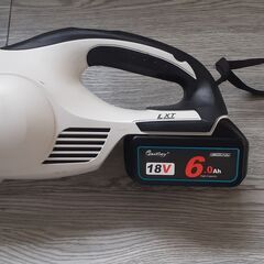 マキタ充電式クリーナCL182FD　１８Vの画像