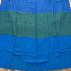 GENE MEYER大判ショール大判ストール大判スカーフ大判マフラーブルー青色WOOLウール毛100％縦140センチ横142センチ日本製国産国内製 メイドインジャパンmadeinjapanレディース女性用婦人womenメンズmen男性用紳士ユニセックス男女兼用の画像