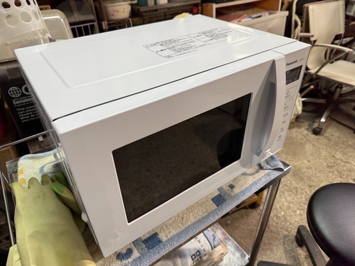 パナソニック 電子レンジ 単機能 フラットテーブル 22L 新生活 スピードあたため ヘルツフリー ホワイト NE-FL1A-W