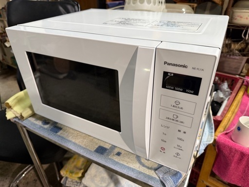パナソニック 電子レンジ 単機能 フラットテーブル 22L 新生活 スピードあたため ヘルツフリー ホワイト NE-FL1A-W