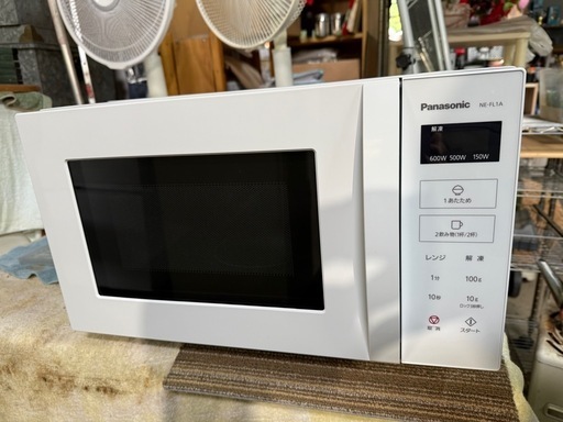 パナソニック 電子レンジ 単機能 フラットテーブル 22L 新生活 スピードあたため ヘルツフリー ホワイト NE-FL1A-W