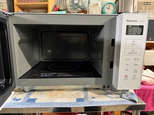 パナソニック 電子レンジ 単機能 フラットテーブル 22L 新生活 スピードあたため ヘルツフリー ホワイト NE-FL1A-W
