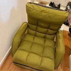 収納式ミラー&椅子の画像