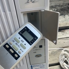 コイズミ　ルーム　窓　エアコン KAW-1994 リモコン付き 2019年製 の画像