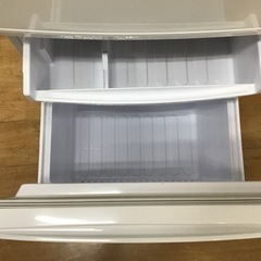 【トレファク神戸新長田店 買取/販売】取りに来られる方限定！SHARPの2ドア冷蔵庫2019年製のご紹介です！の画像