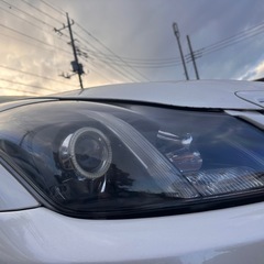 200系クラウン イカリングヘッドライトの画像