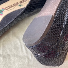 黒　パンプス　の画像