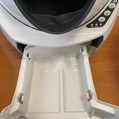 自動猫トイレ：litter-robot3  ネコトイレの画像
