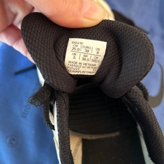 asicsスパイク陸上の画像