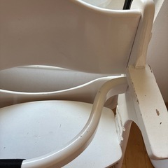 ベビーチェアの画像