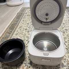 【無料】炊飯器 Haier JJ-M32A の画像