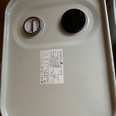 FFストーブ　灯油タンクの画像