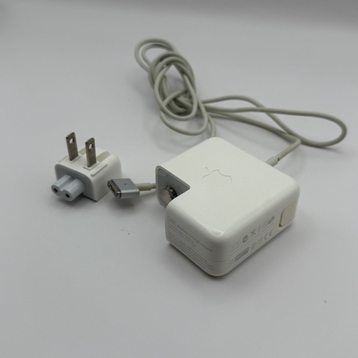 【美品】Apple MacBook Air 13インチA1466 ノートパソコン