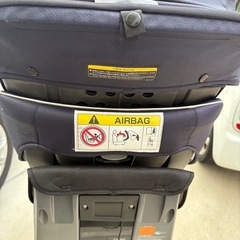 combi コンビ ネルーム　isofix の画像