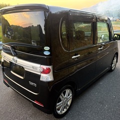 綺麗⭐︎ラジエタ新品⭐︎タントカスタムRS後期型！走行12万㌔⭐︎ナビTVパワスラ付⭐︎快速ターボ不具合無しの画像