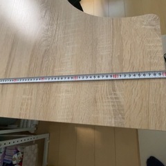 パソコンデスクの画像