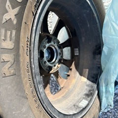 三連休限定最終値下げ スタッドレスタイヤの画像