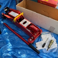 油圧ジャッキ 2t　タイヤ交換車用品工具の画像