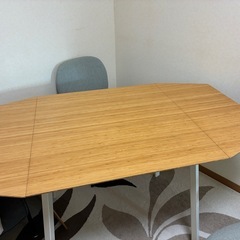 IKEA ダイニングテーブル&椅子の画像