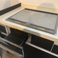 IH クッキングヒーター　ビルトイン　3口コンロ
の画像