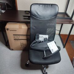 ①パソコンデスクL型 ＋ ②メッシュチェア付きの画像