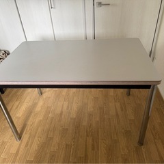 テーブルの画像