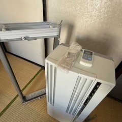 コロナ窓用エアコンの画像